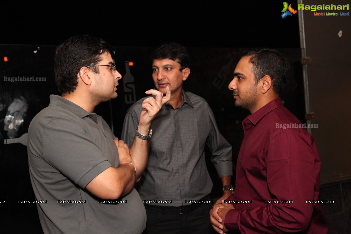 Grand Birthday Bash of Hitesh Zaveri at Stone Waters Kitchen Lounge, Hyderabad