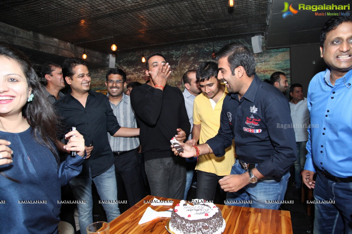 Grand Birthday Bash of Hitesh Zaveri at Stone Waters Kitchen Lounge, Hyderabad