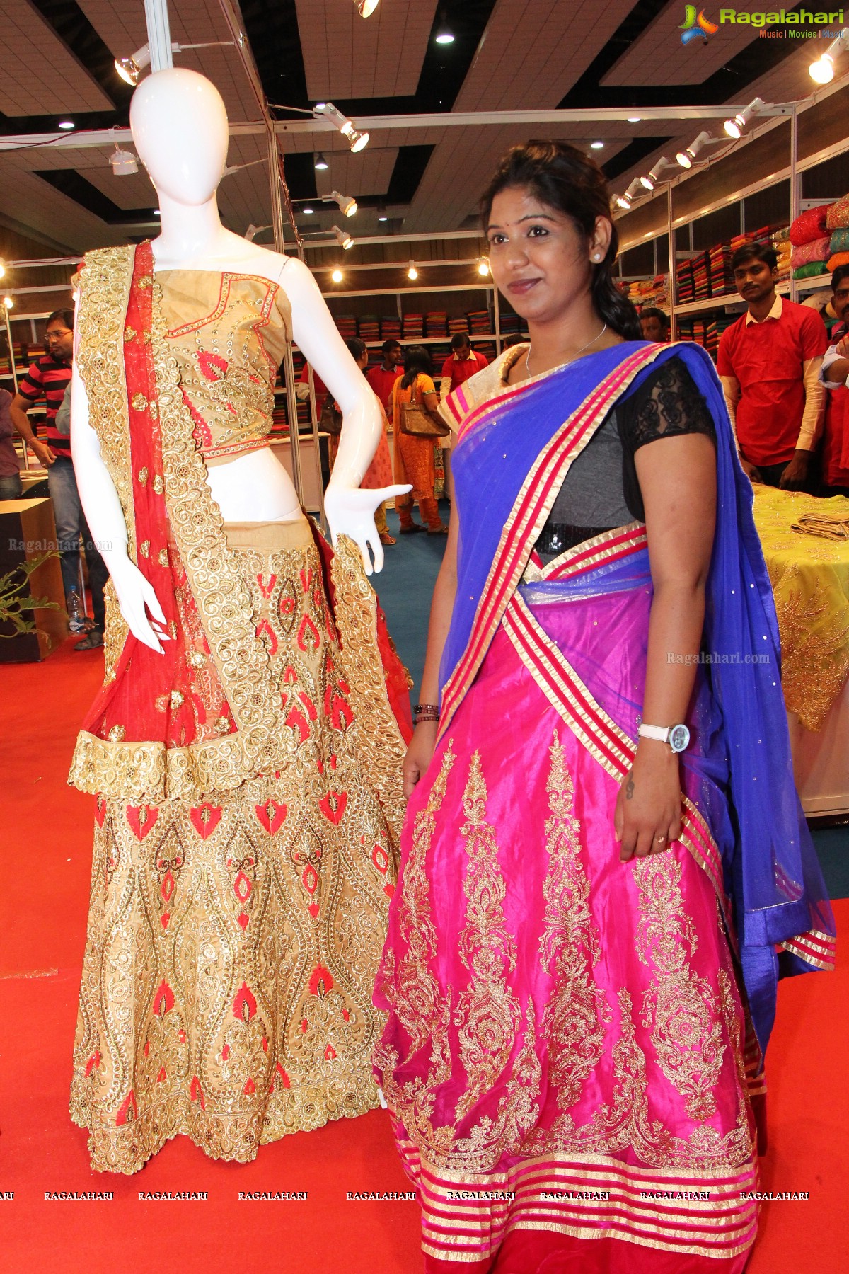 Vithika Sheru launches India Wedding Show 2015 at Hitex Exhibition Center, Hyderabad