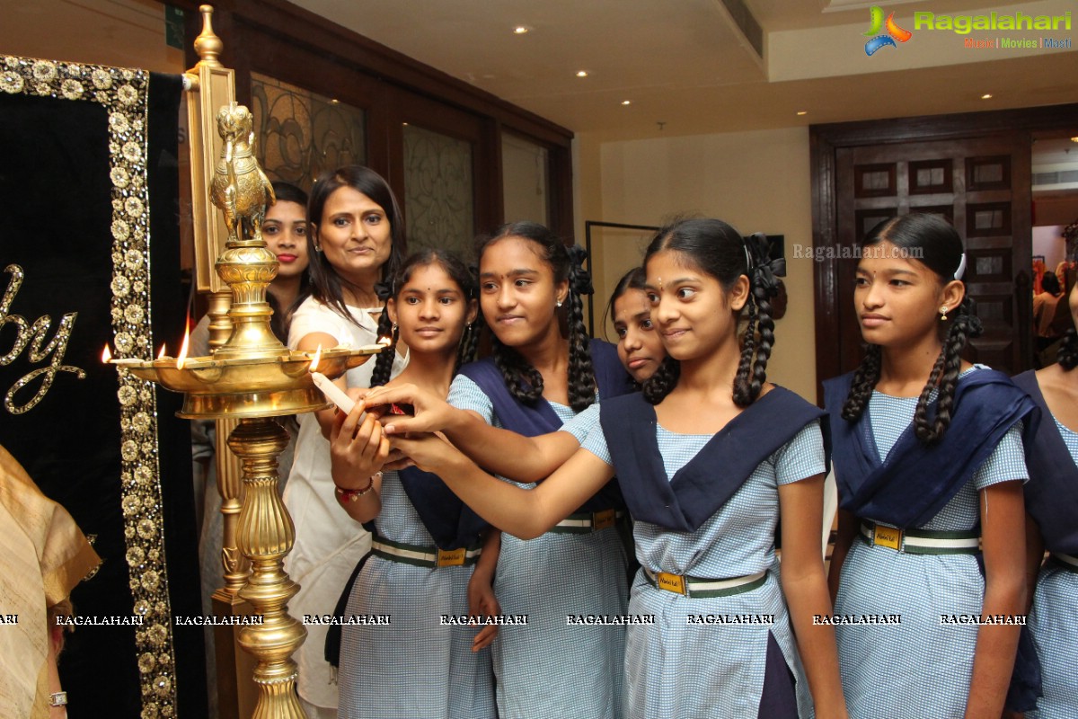 Inaugural function of Kamini Saraf Fashion Yatra at Taj Krishna, Hyderabad