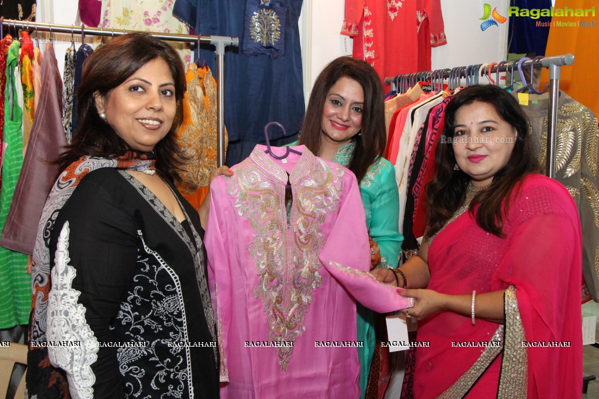 Sana Khan launches Page 3 Fashion Exhibition by Kavita Jain at Arya Vysya Abhyudaya Sangam, Hyderabad