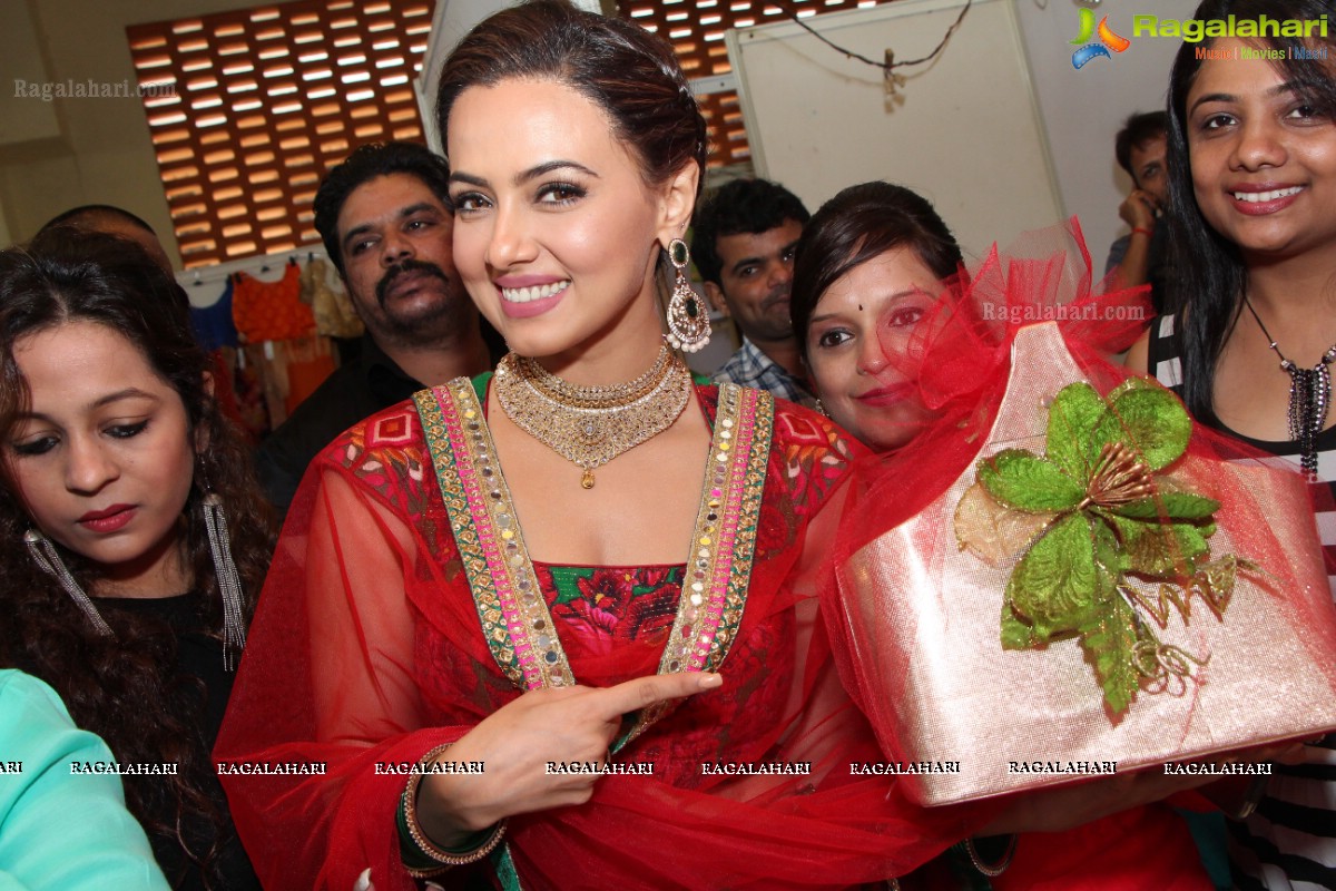 Sana Khan launches Page 3 Fashion Exhibition by Kavita Jain at Arya Vysya Abhyudaya Sangam, Hyderabad