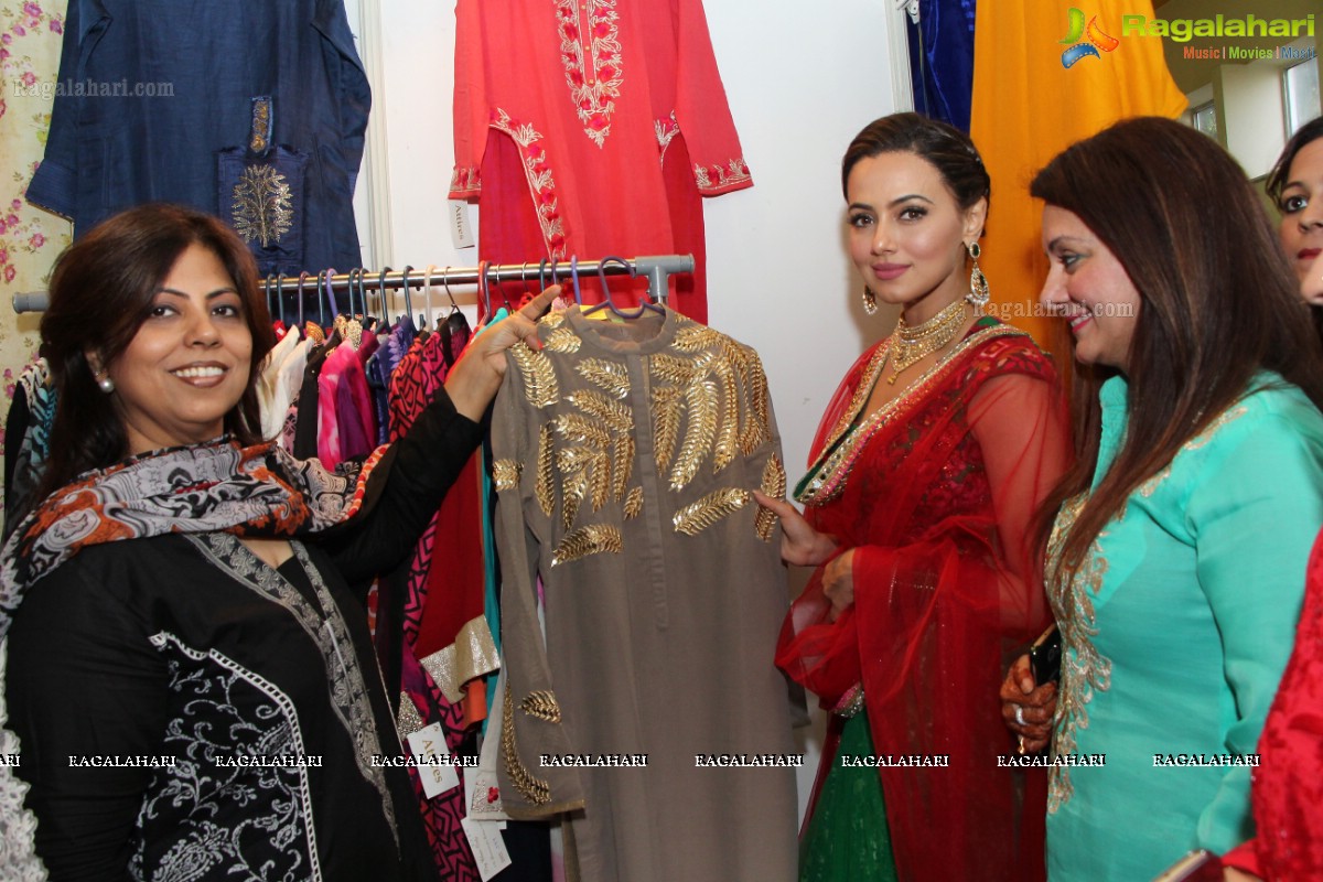 Sana Khan launches Page 3 Fashion Exhibition by Kavita Jain at Arya Vysya Abhyudaya Sangam, Hyderabad