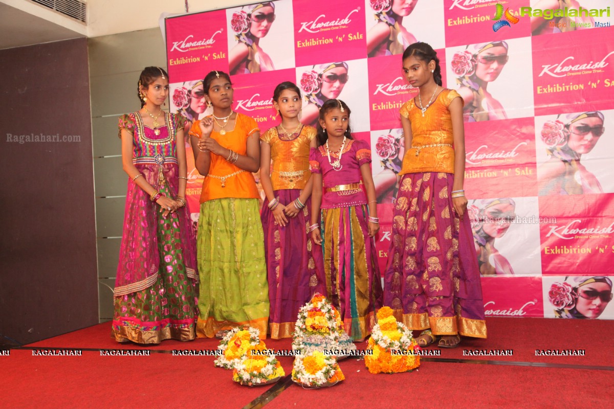 Grand Bathukamma Celebrations at Curtain Raiser of Khwaaish Designer Exhibition, Hyderabad