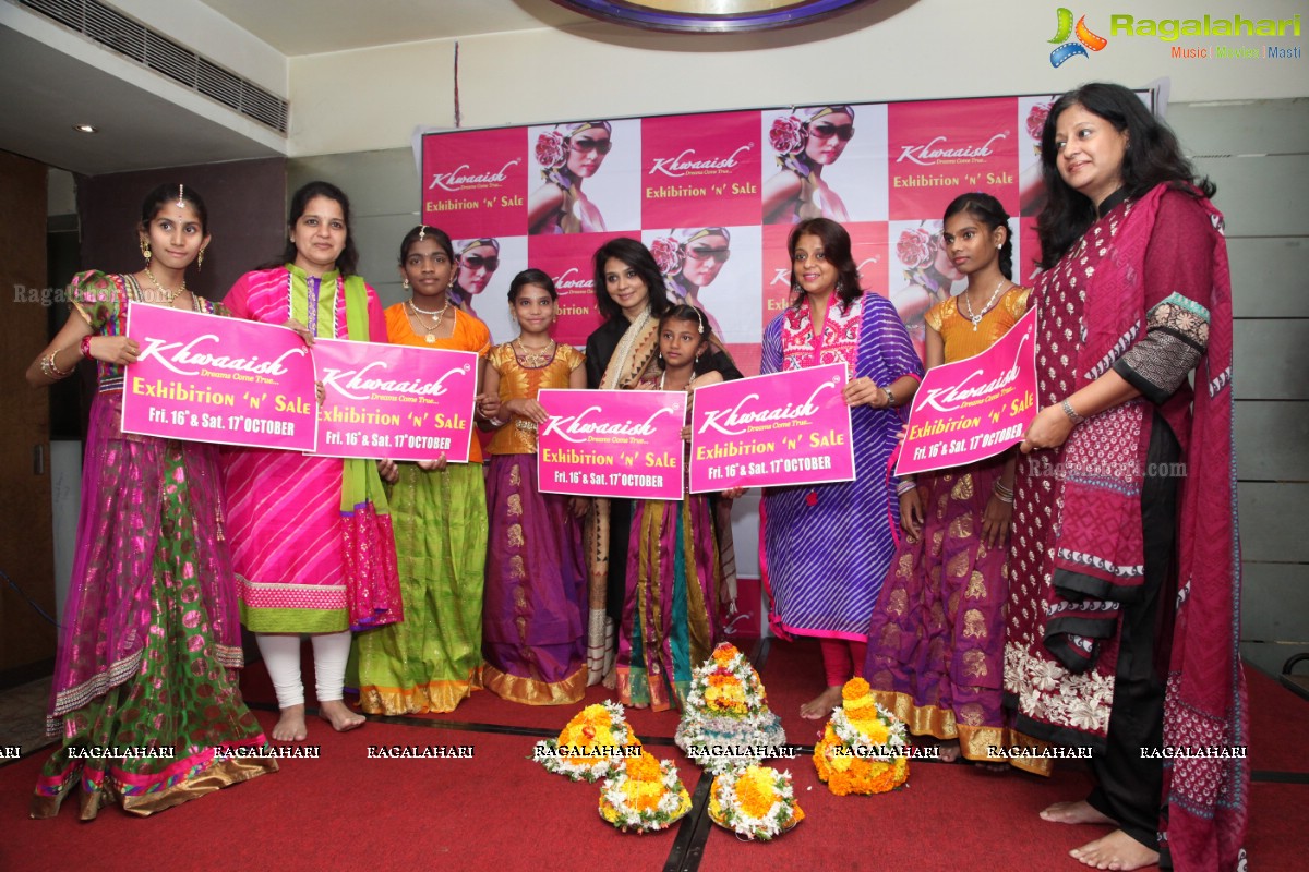 Grand Bathukamma Celebrations at Curtain Raiser of Khwaaish Designer Exhibition, Hyderabad