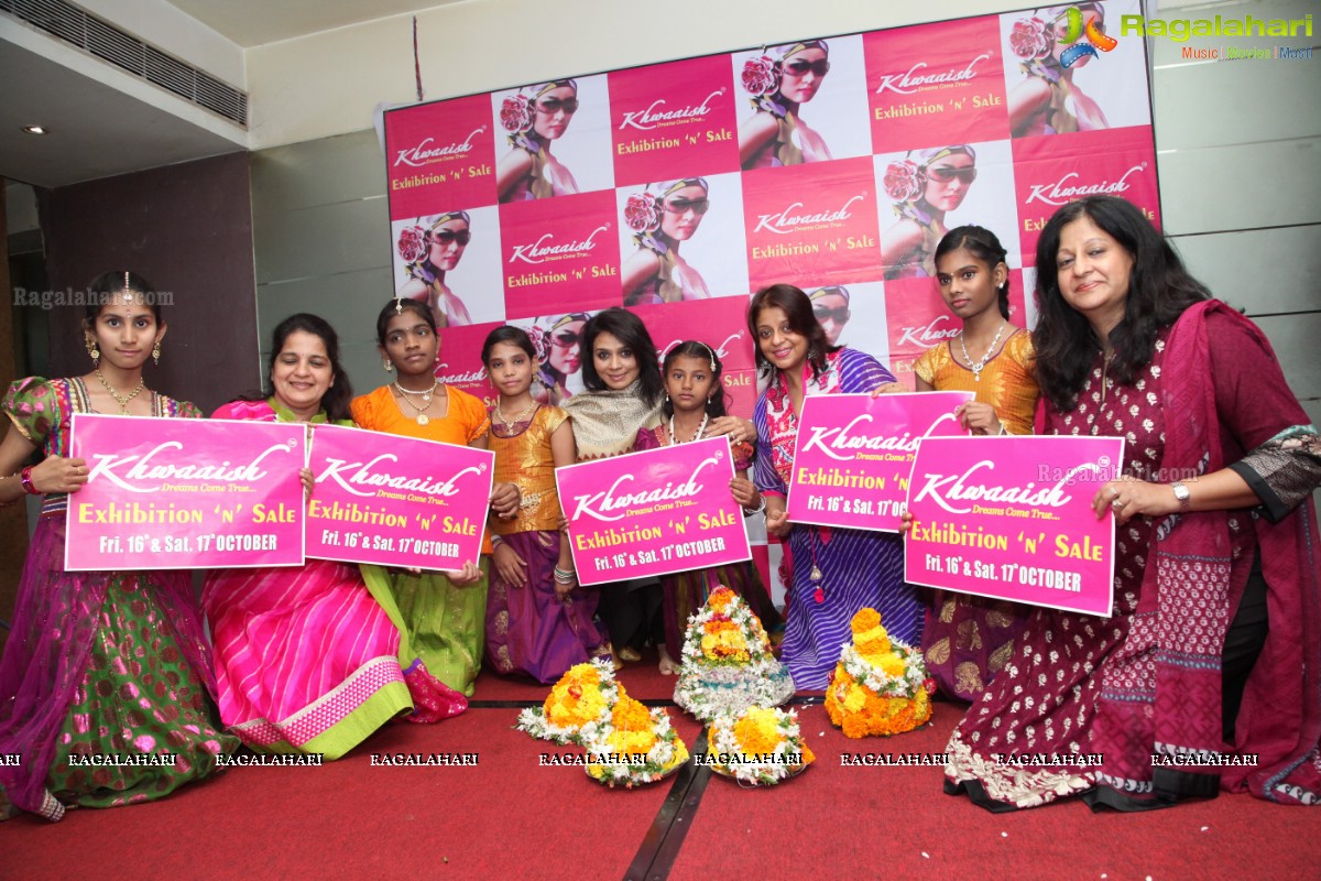 Grand Bathukamma Celebrations at Curtain Raiser of Khwaaish Designer Exhibition, Hyderabad