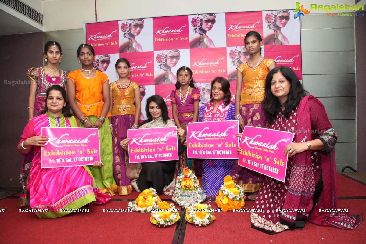 Grand Bathukamma Celebrations at Curtain Raiser of Khwaaish Designer Exhibition, Hyderabad