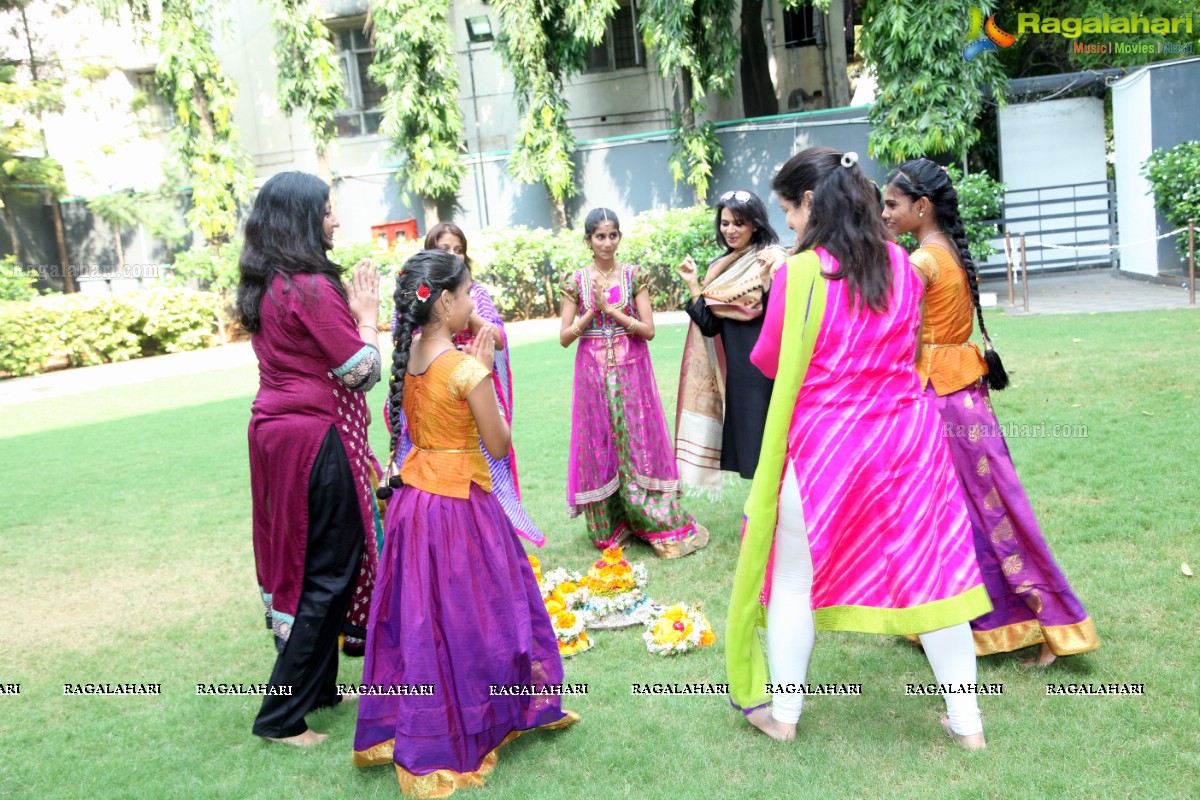 Grand Bathukamma Celebrations at Curtain Raiser of Khwaaish Designer Exhibition, Hyderabad