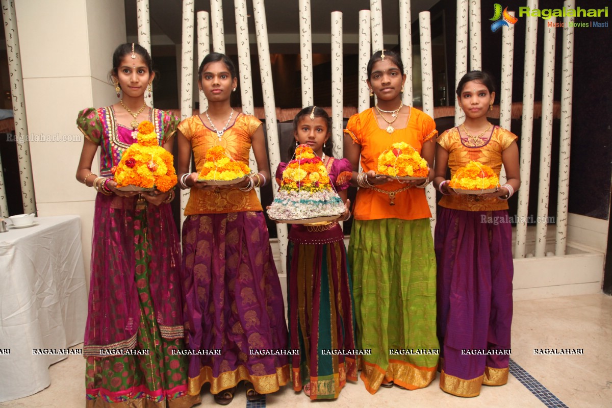 Grand Bathukamma Celebrations at Curtain Raiser of Khwaaish Designer Exhibition, Hyderabad