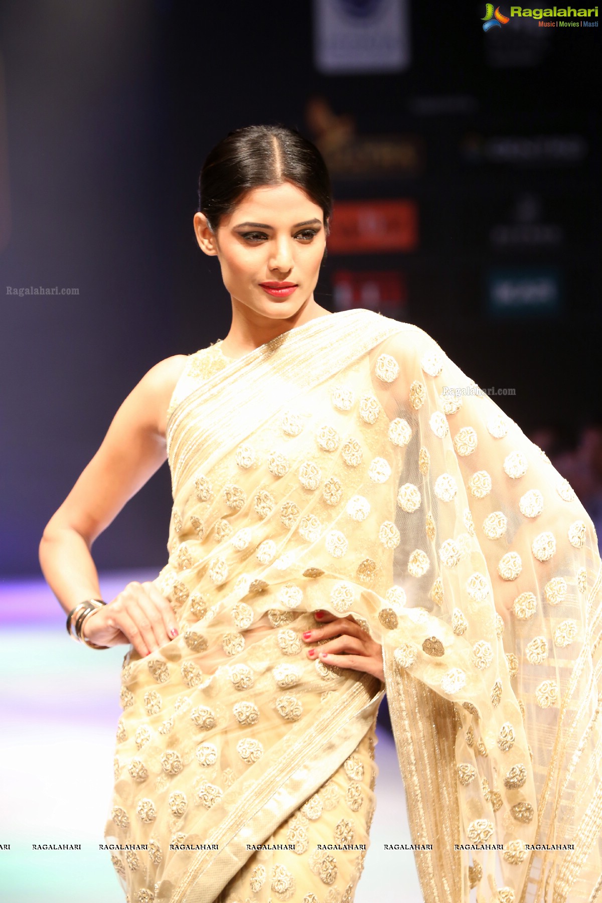 5th Edition of Kingfisher ULTRA Hyderabad International Fashion Week (KUHIFW) at The Park, Hyderabad (Day 2)