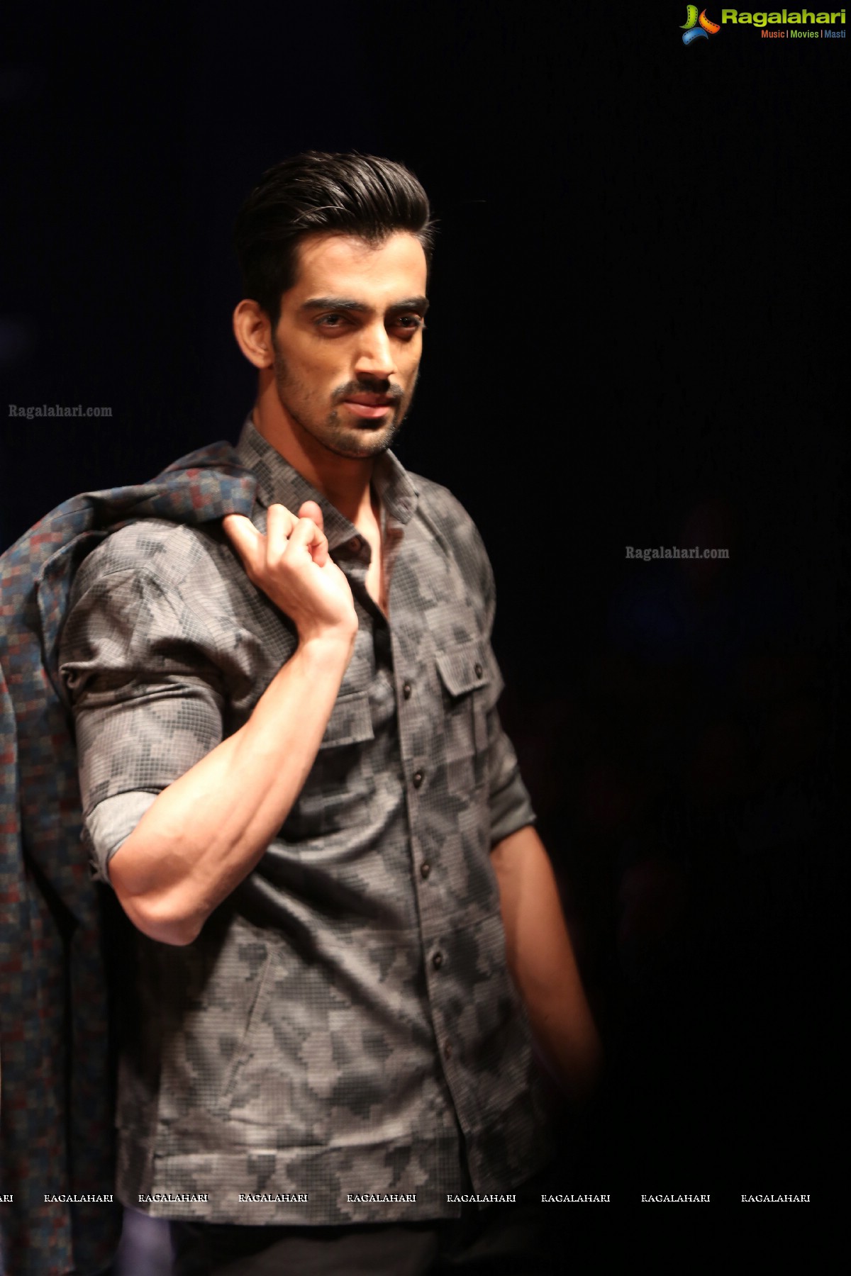 5th Edition of Kingfisher ULTRA Hyderabad International Fashion Week (KUHIFW) at The Park, Hyderabad (Day 2)