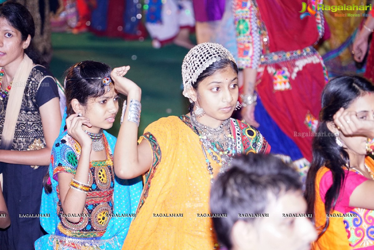 Legend Navratri Utsav 2015 (Day 4) at Imperial Gardens, Hyderabad