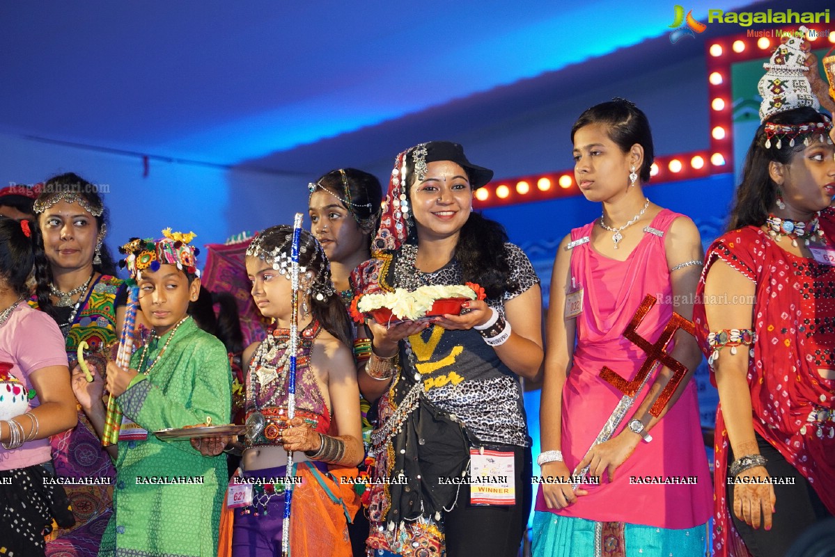 Legend Navratri Utsav 2015 (Day 4) at Imperial Gardens, Hyderabad