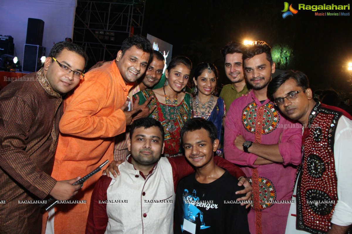 Legend Navratri Utsav 2015 at Imperial Gardens (Day 6), Hyderabad 