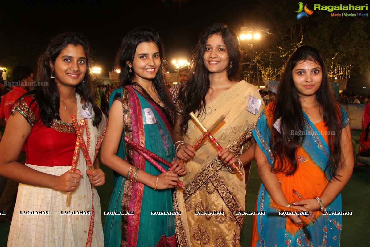 Legend Navratri Utsav 2015 at Imperial Gardens (Day 6), Hyderabad 