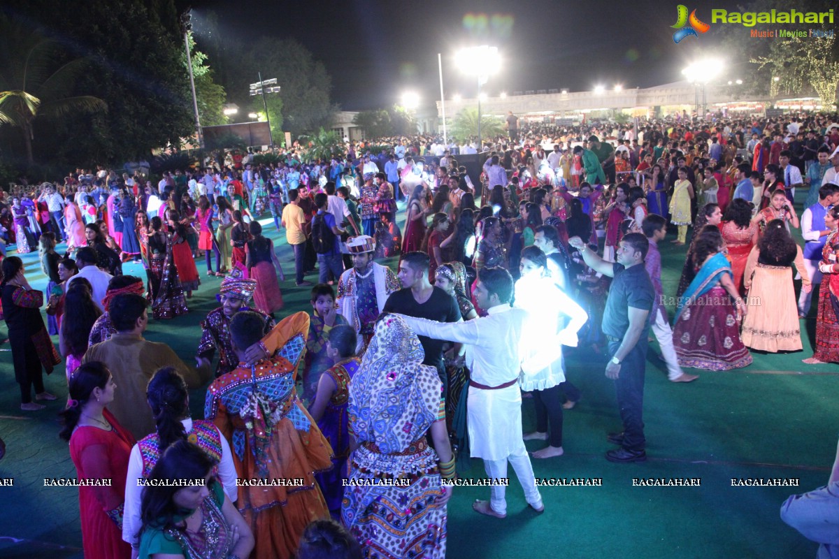 Legend Navratri Utsav 2015 at Imperial Gardens (Day 3), Hyderabad