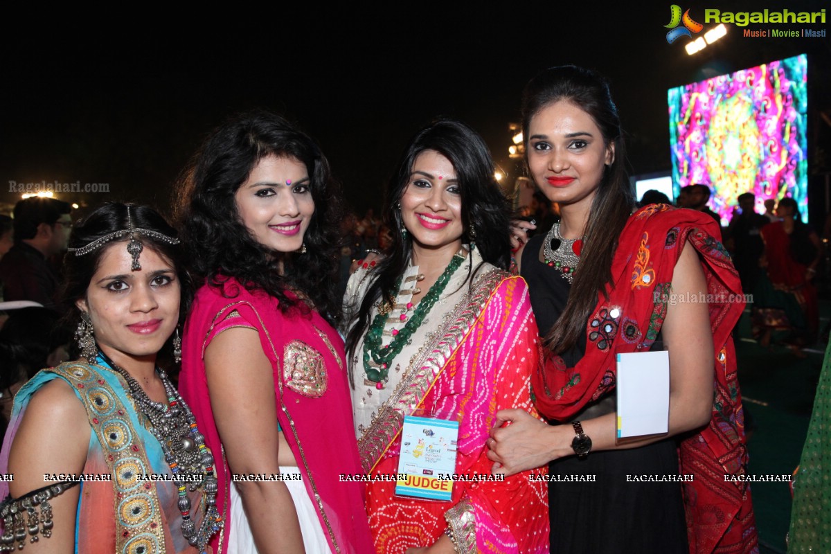 Legend Navratri Utsav 2015 at Imperial Gardens (Day 3), Hyderabad