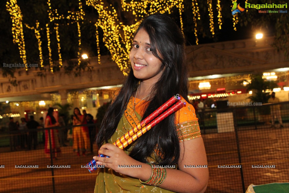 Legend Navratri Utsav 2015 at Imperial Gardens (Day 9)