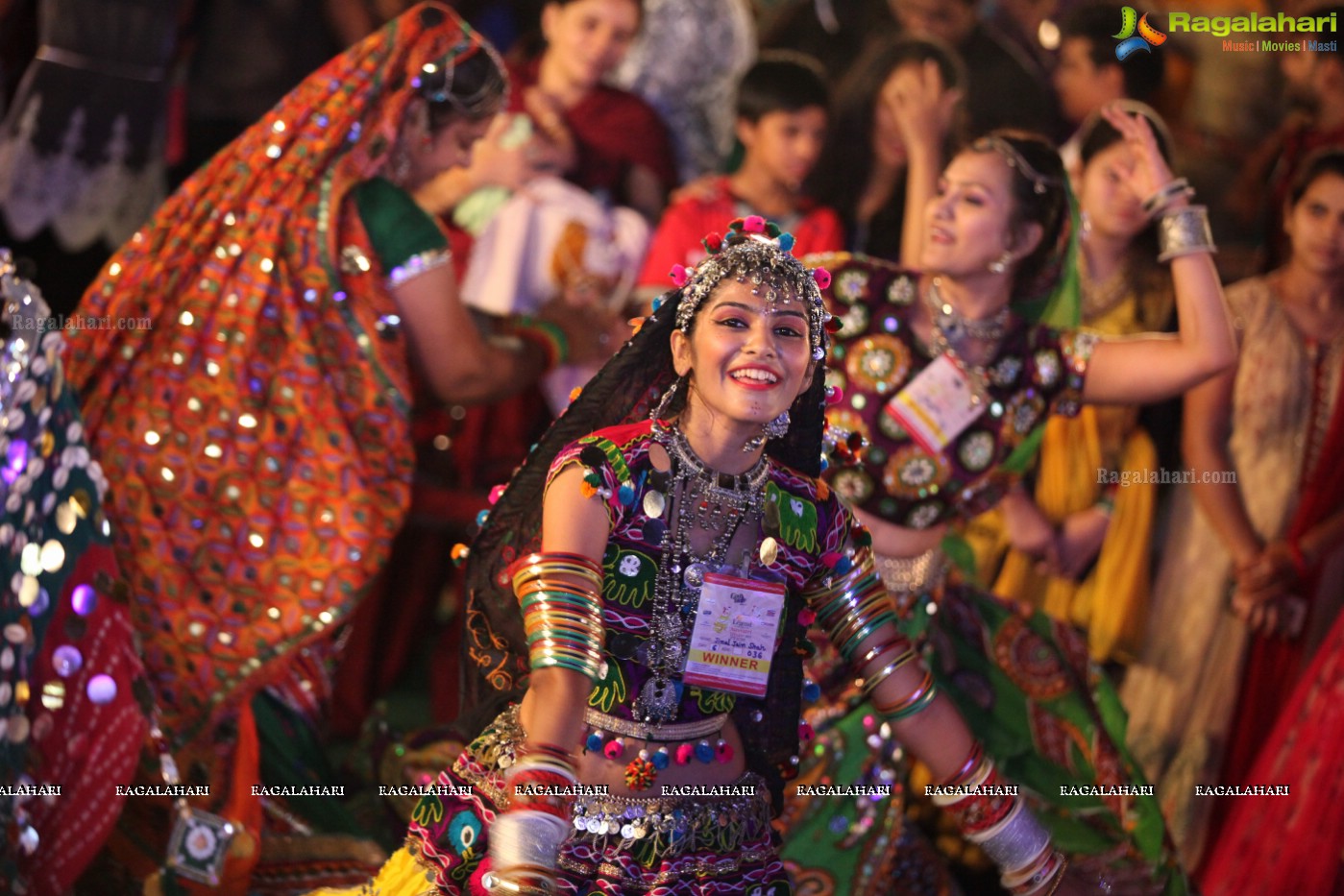 Legend Navratri Utsav 2015 at Imperial Gardens (Day 9)