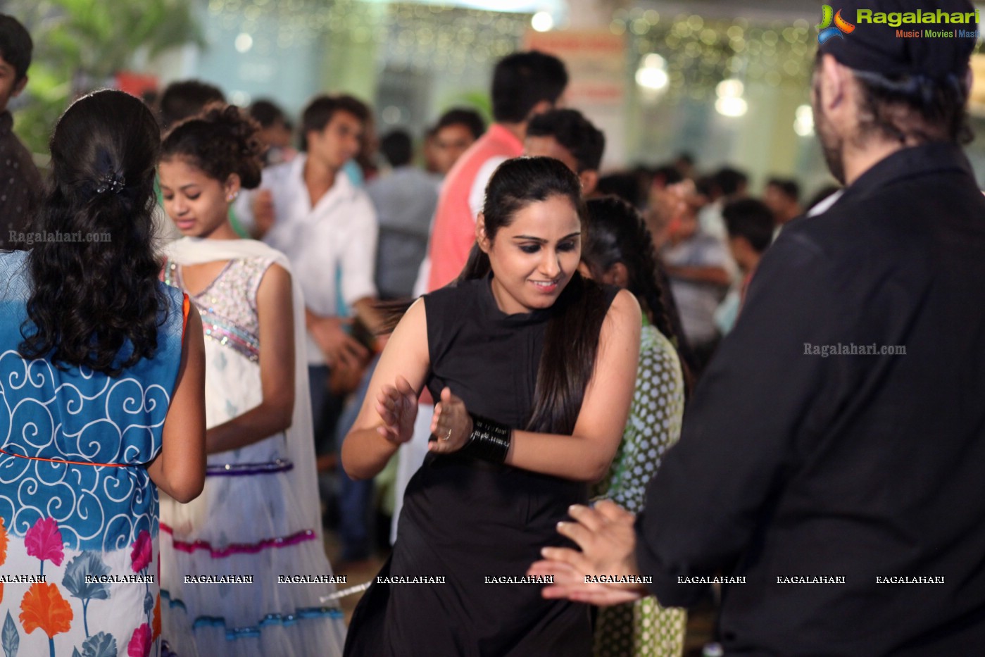 Legend Navratri Utsav 2015 at Imperial Gardens (Day 9)