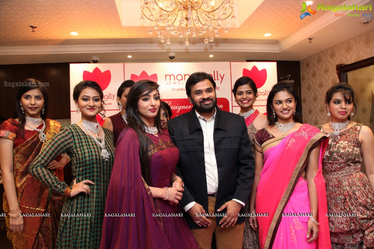 Grand Fashion Show on the Occasion of Grand Curtain Raiser of Manepally Jewellers-Biggest Showroom at Punjagutta