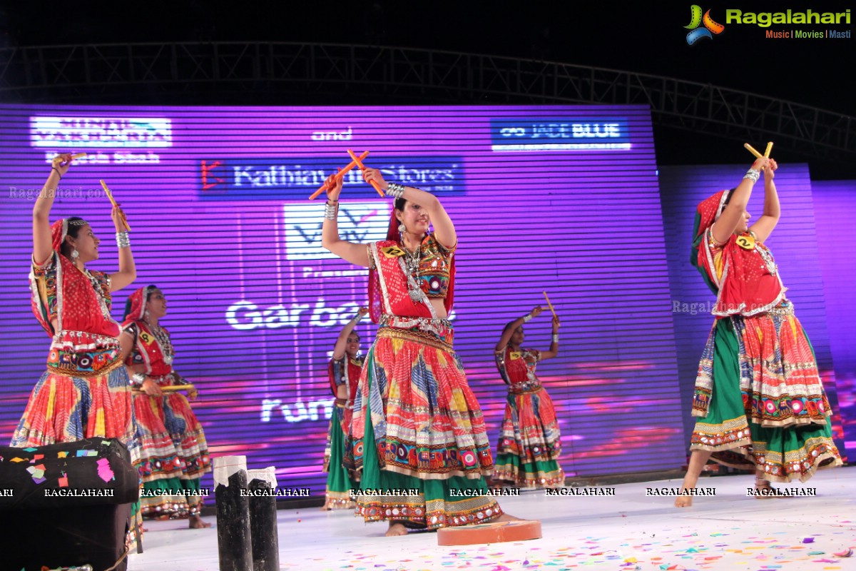 Miss and Mrs Gujarati India 2015 Grand Finale 