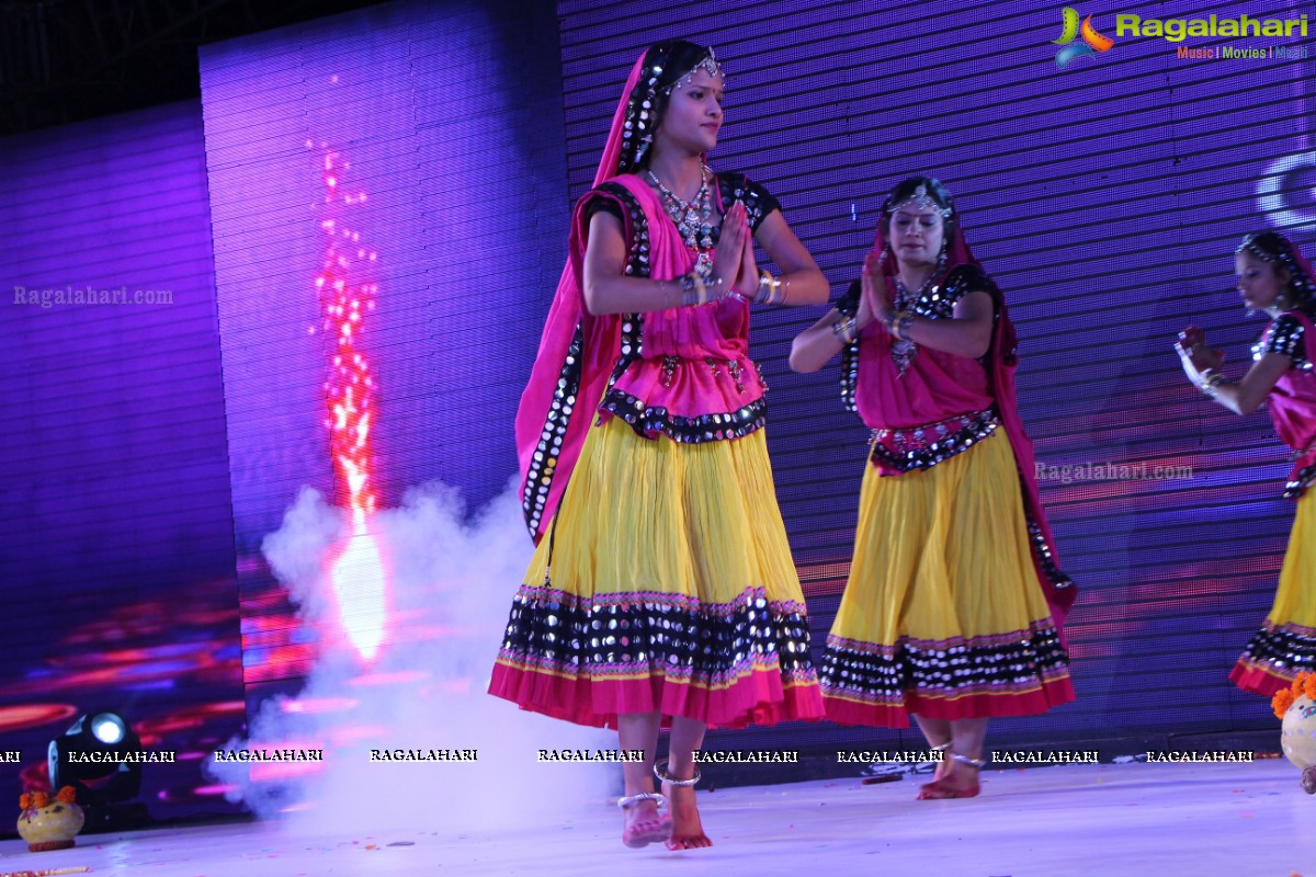 Miss and Mrs Gujarati India 2015 Grand Finale 