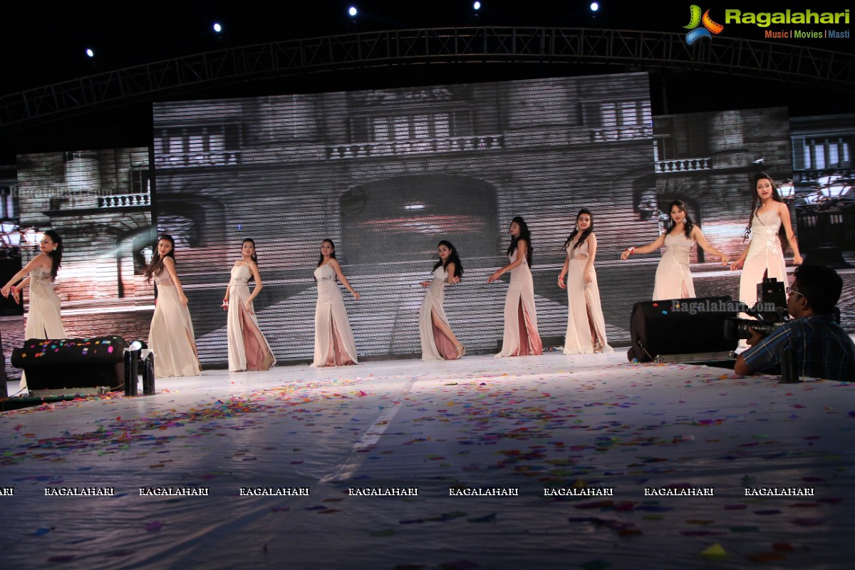 Miss and Mrs Gujarati India 2015 Grand Finale 