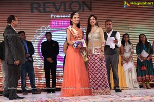 Miss and Mrs Gujarati India