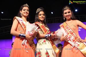 Miss and Mrs Gujarati India