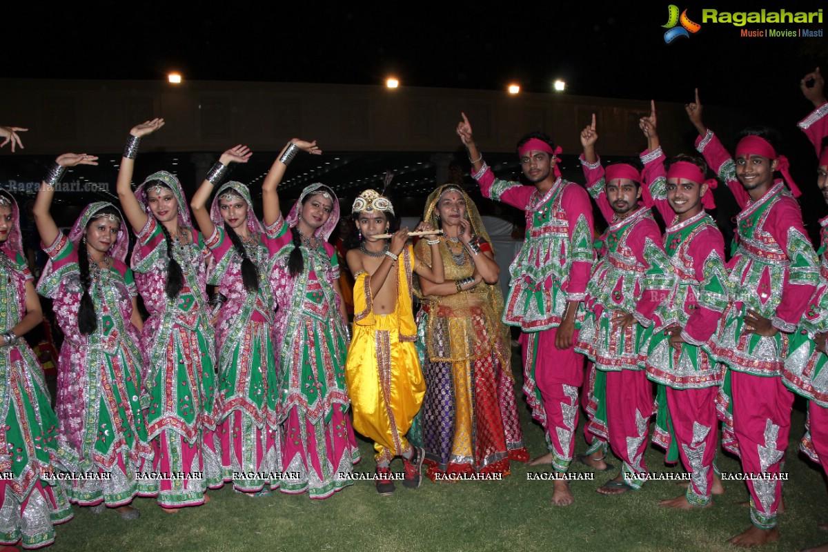 Miss and Mrs Gujarati India 2015 Grand Finale 