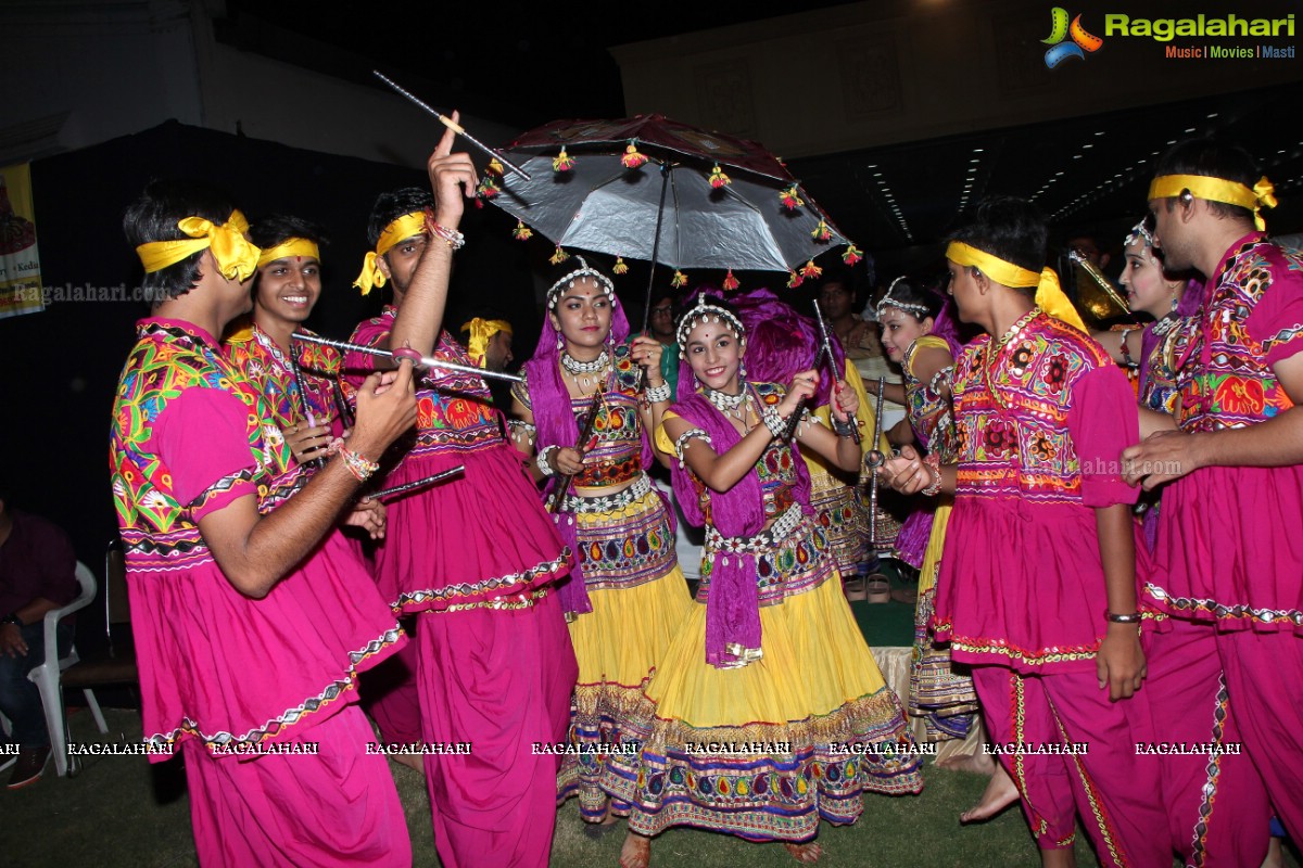 Miss and Mrs Gujarati India 2015 Grand Finale 