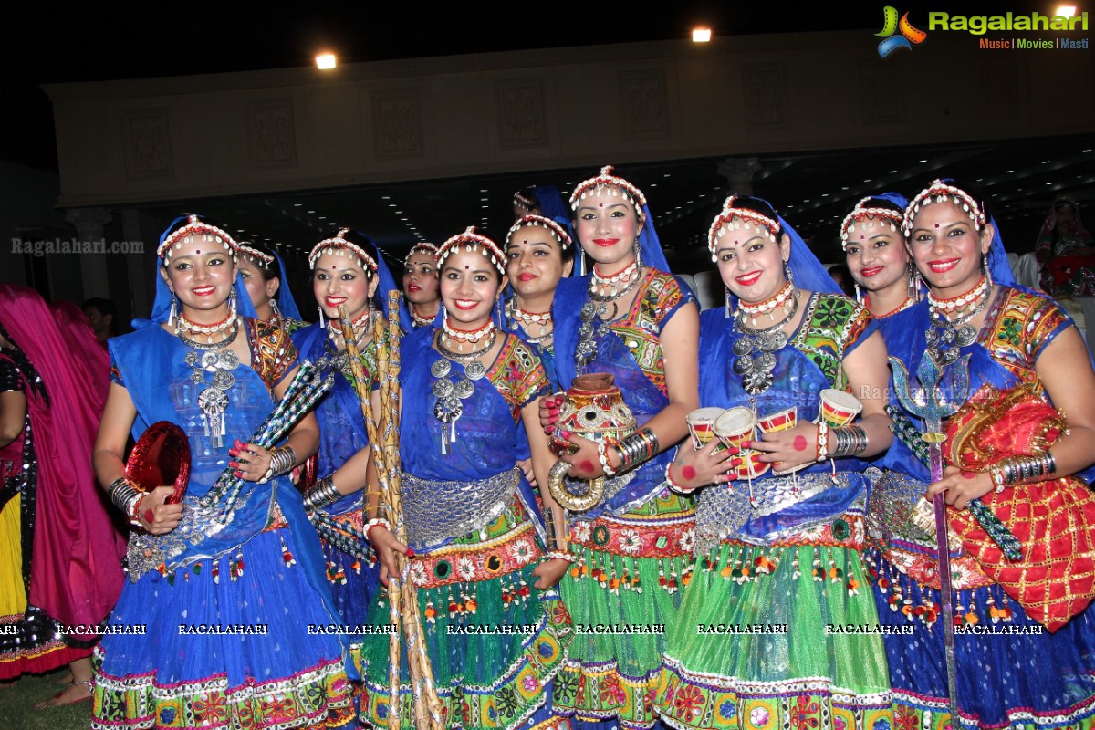 Miss and Mrs Gujarati India 2015 Grand Finale 