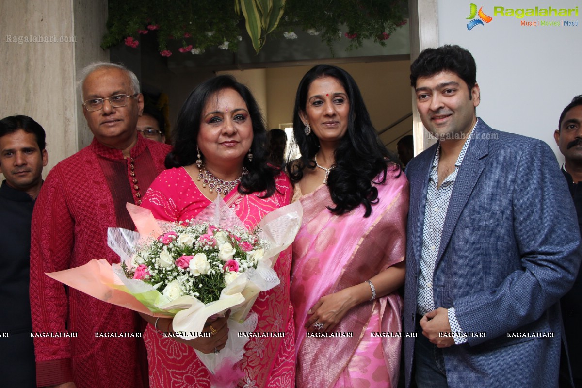 Pinky Reddy launches Navkettan Lockers Pvt. Ltd. in Hyderabad