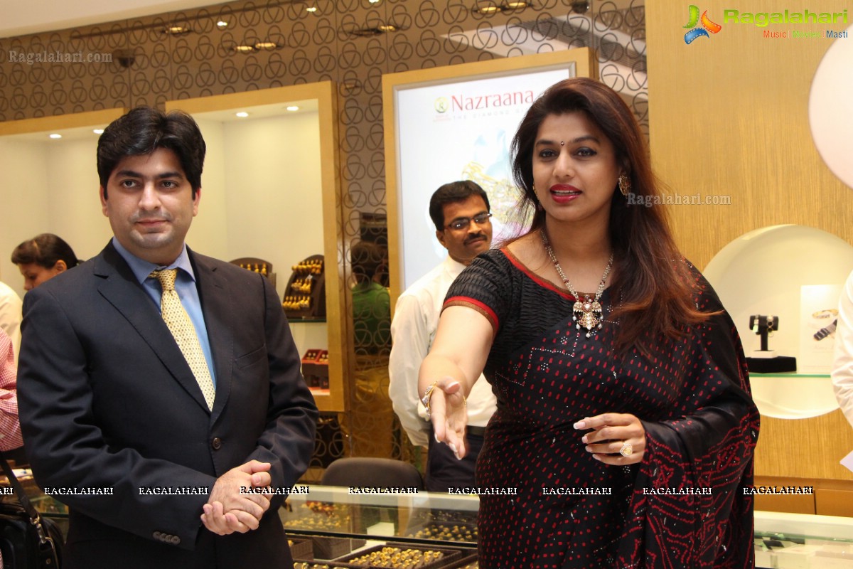 Pinky Reddy launches Nazraana™ Collections at PC Jewellers, Hyderabad