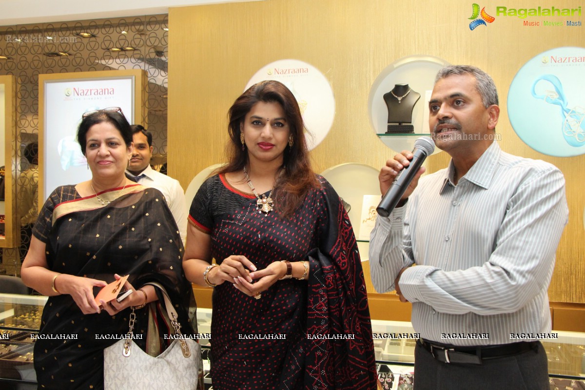 Pinky Reddy launches Nazraana™ Collections at PC Jewellers, Hyderabad