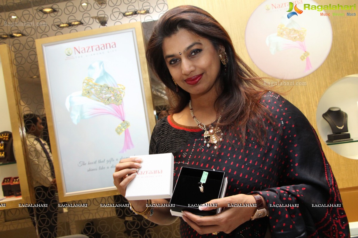 Pinky Reddy launches Nazraana™ Collections at PC Jewellers, Hyderabad