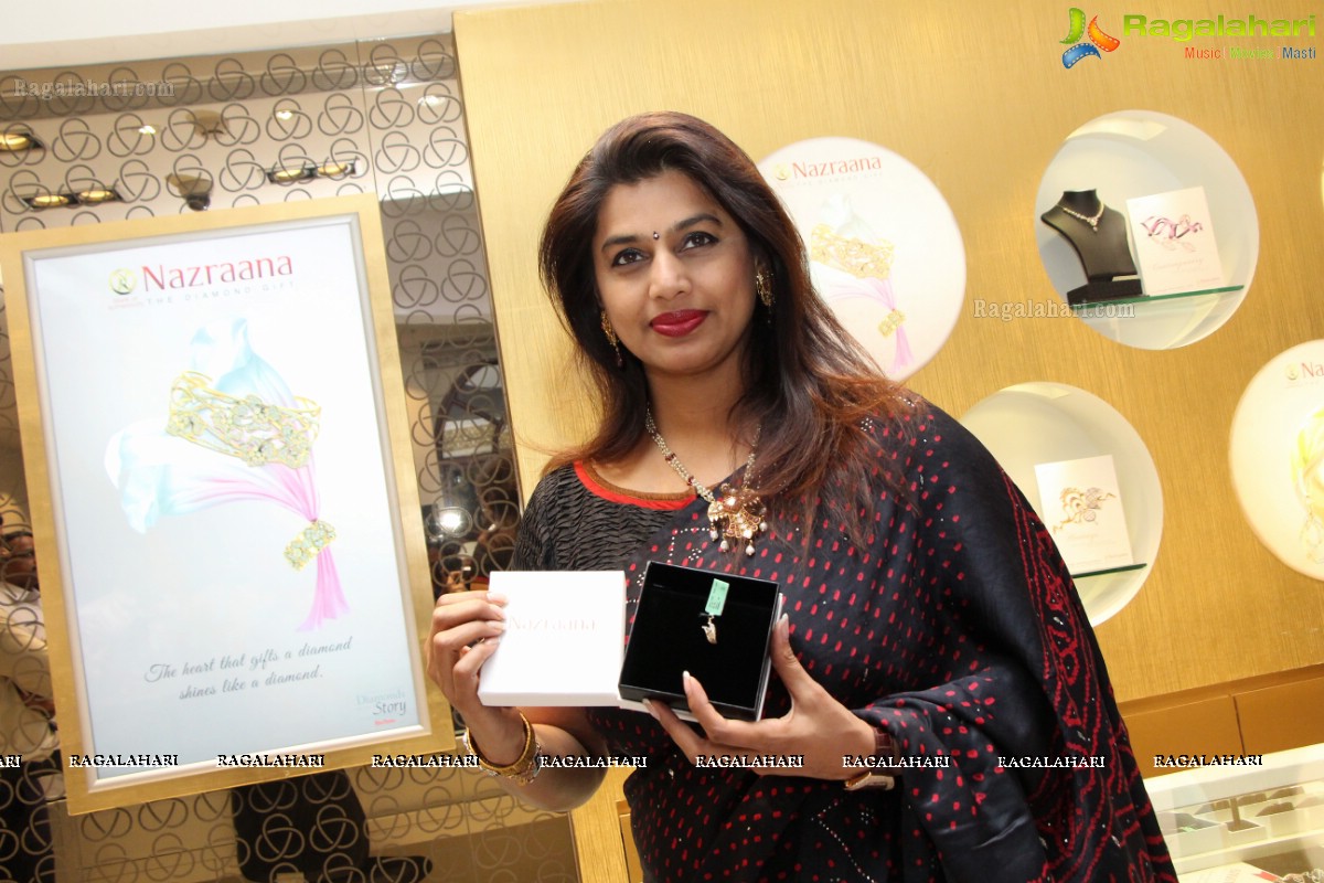 Pinky Reddy launches Nazraana™ Collections at PC Jewellers, Hyderabad