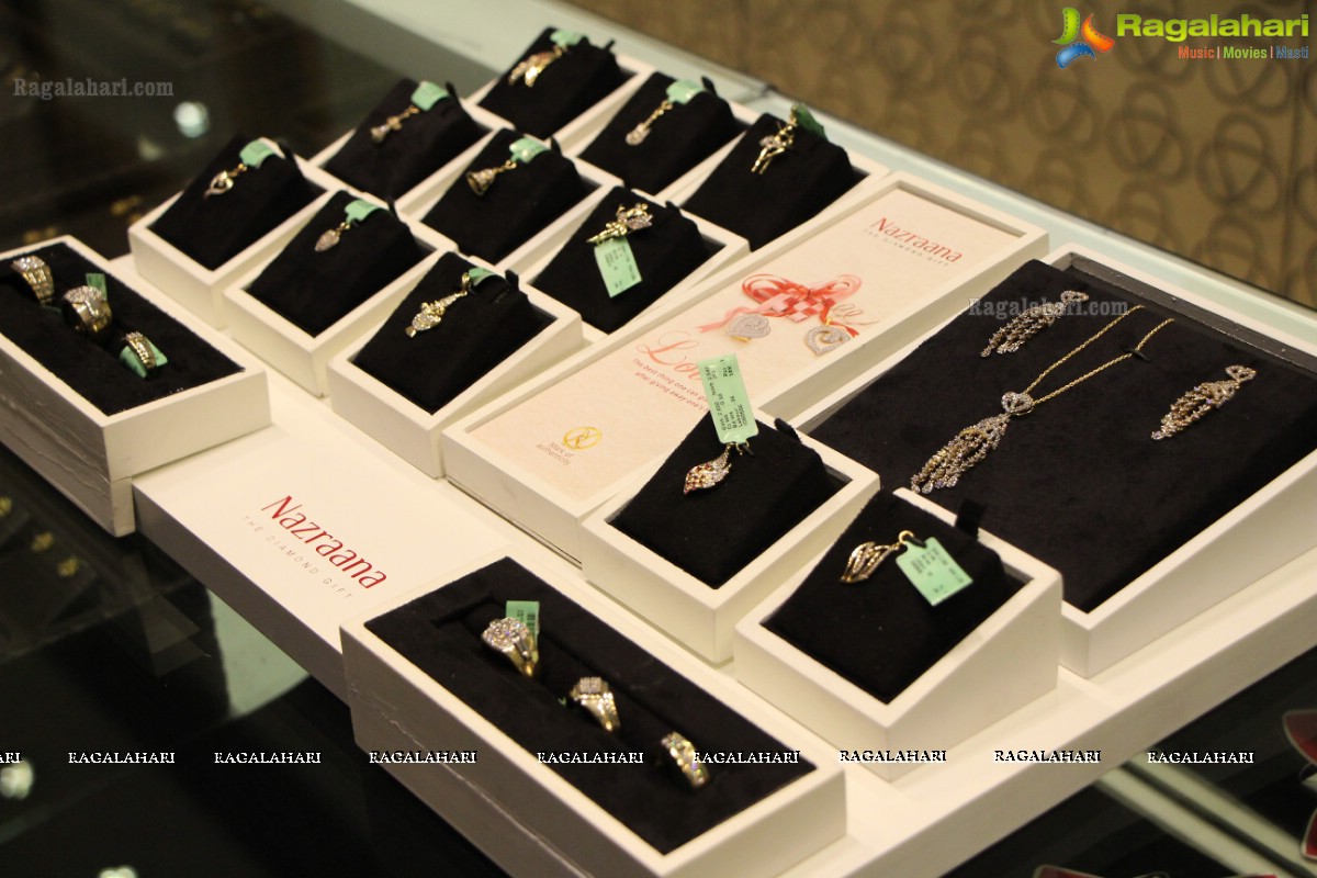 Pinky Reddy launches Nazraana™ Collections at PC Jewellers, Hyderabad