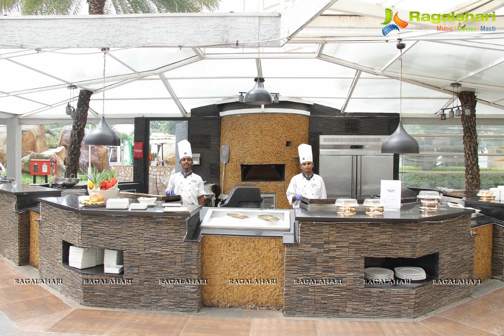 Chef’s Day Brunch at The Square, Novotel Hyderabad Convention Centre