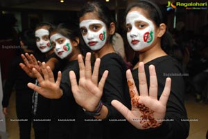 One Lakh Hands