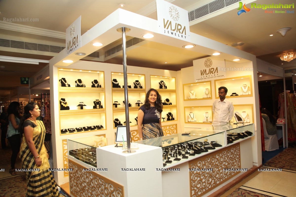 Petals Exhibition and Sale (Oct. 2015) at Taj Krishna, Hyderabad