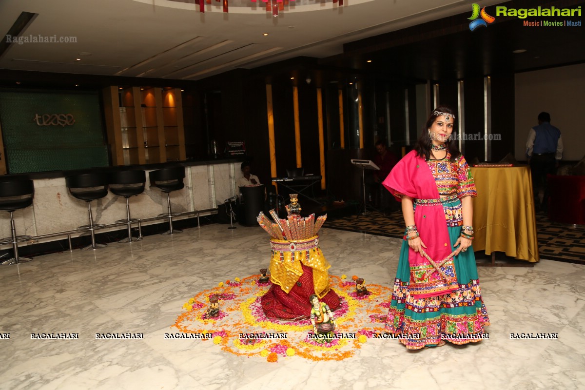 Phankaar Innovative Minds Jhankar Dandiya 2015 at Tease, Taj Vivanta, Hyderabad