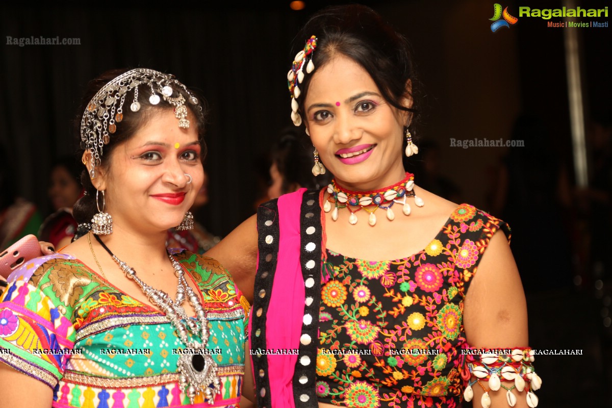 Phankaar Innovative Minds Jhankar Dandiya 2015 at Tease, Taj Vivanta, Hyderabad