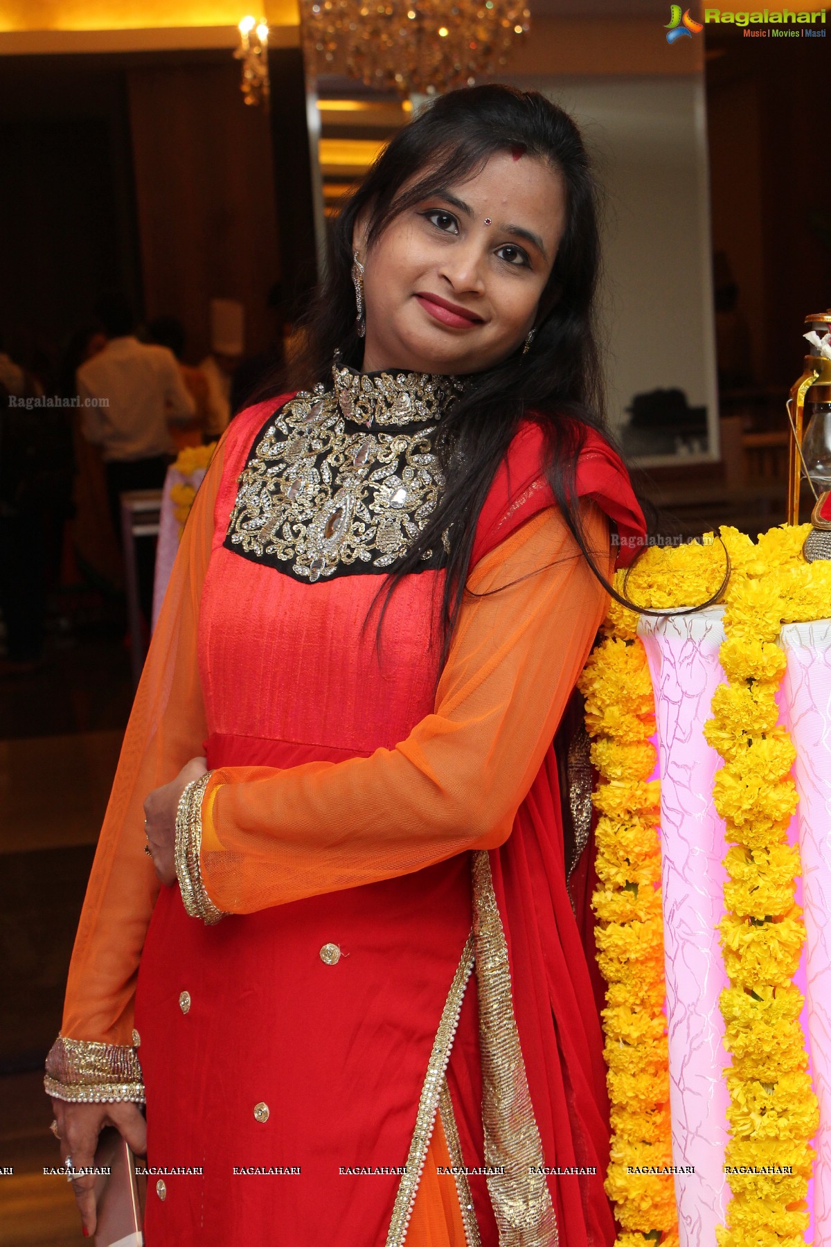 Royal Karvachauth by Manisha Kapoor's Pink Ladies CLub, Hyderabad