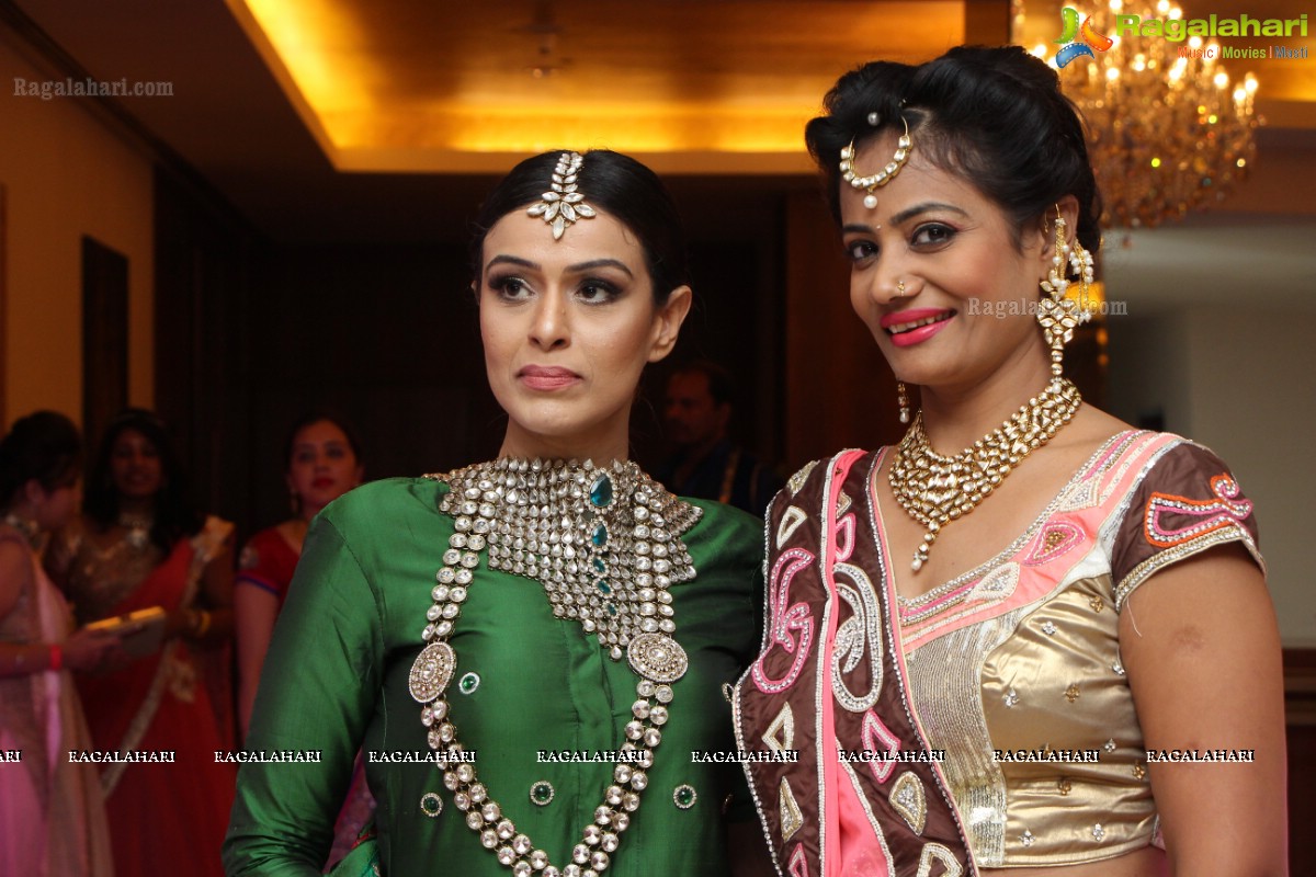 Royal Karvachauth by Manisha Kapoor's Pink Ladies CLub, Hyderabad