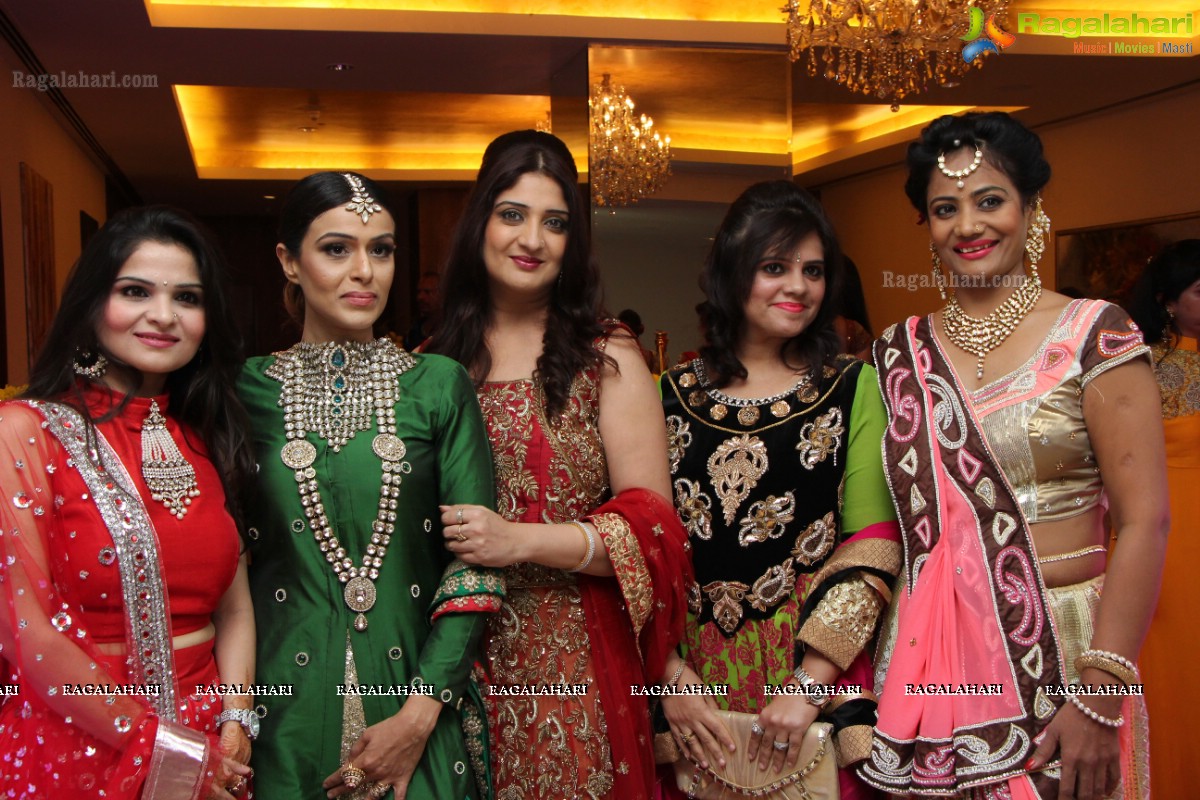 Royal Karvachauth by Manisha Kapoor's Pink Ladies CLub, Hyderabad