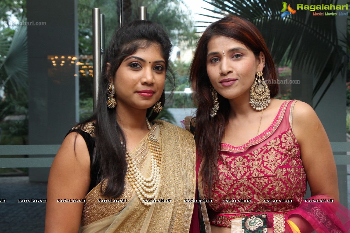 Royal Karvachauth by Manisha Kapoor's Pink Ladies CLub, Hyderabad