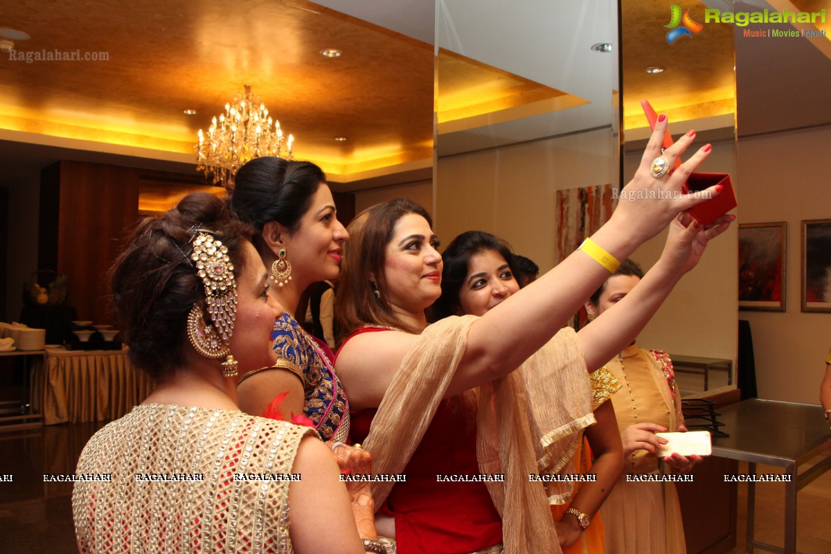 Royal Karvachauth by Manisha Kapoor's Pink Ladies CLub, Hyderabad