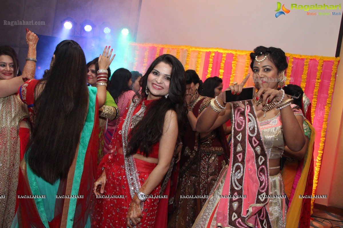 Royal Karvachauth by Manisha Kapoor's Pink Ladies CLub, Hyderabad